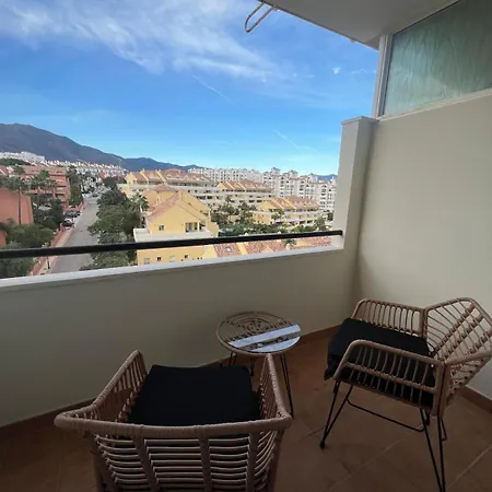 Apartment Stunning Marina Seaview Penthouse - Puerto Deportivo Estepona
